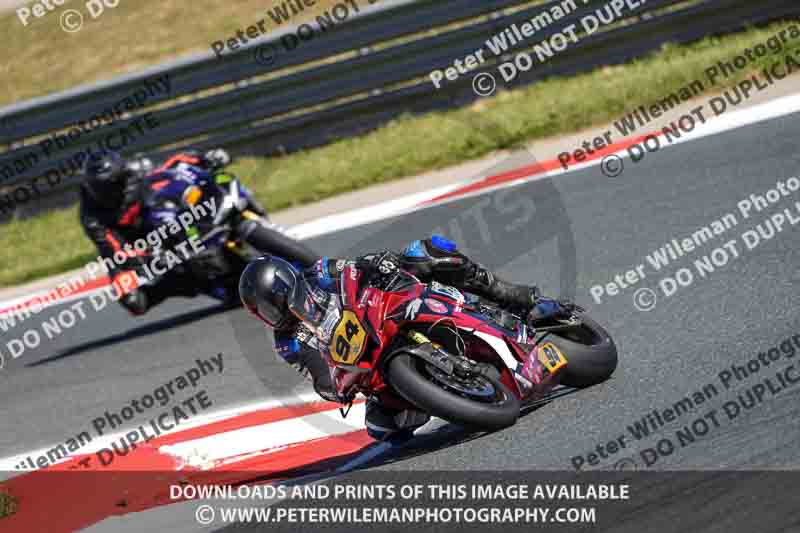 cadwell no limits trackday;cadwell park;cadwell park photographs;cadwell trackday photographs;enduro digital images;event digital images;eventdigitalimages;navarra;no limits trackdays;peter wileman photography;racing digital images;trackday digital images;trackday photos
